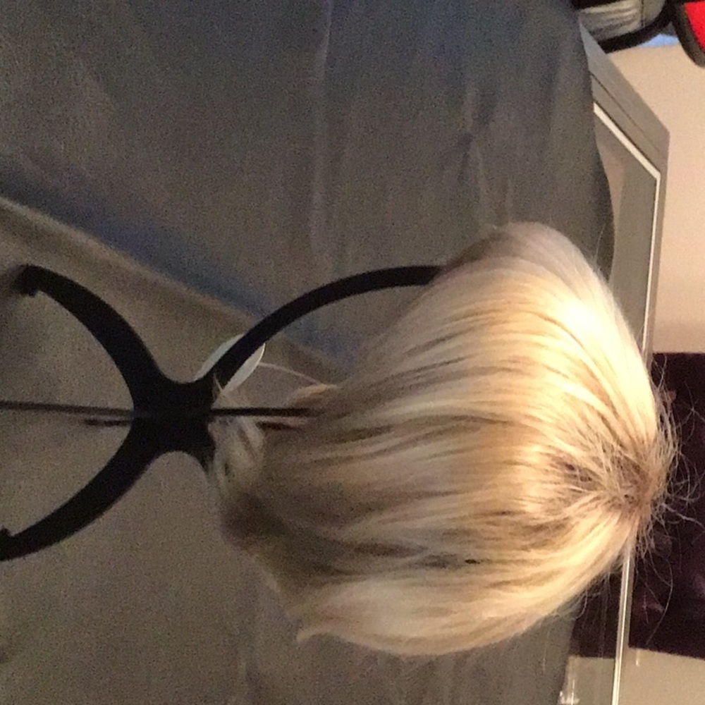 Ladies blonde wig